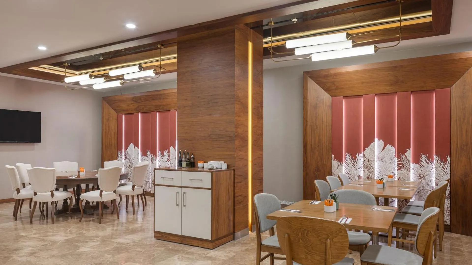 Mercure Ankara Kizilay 4*,