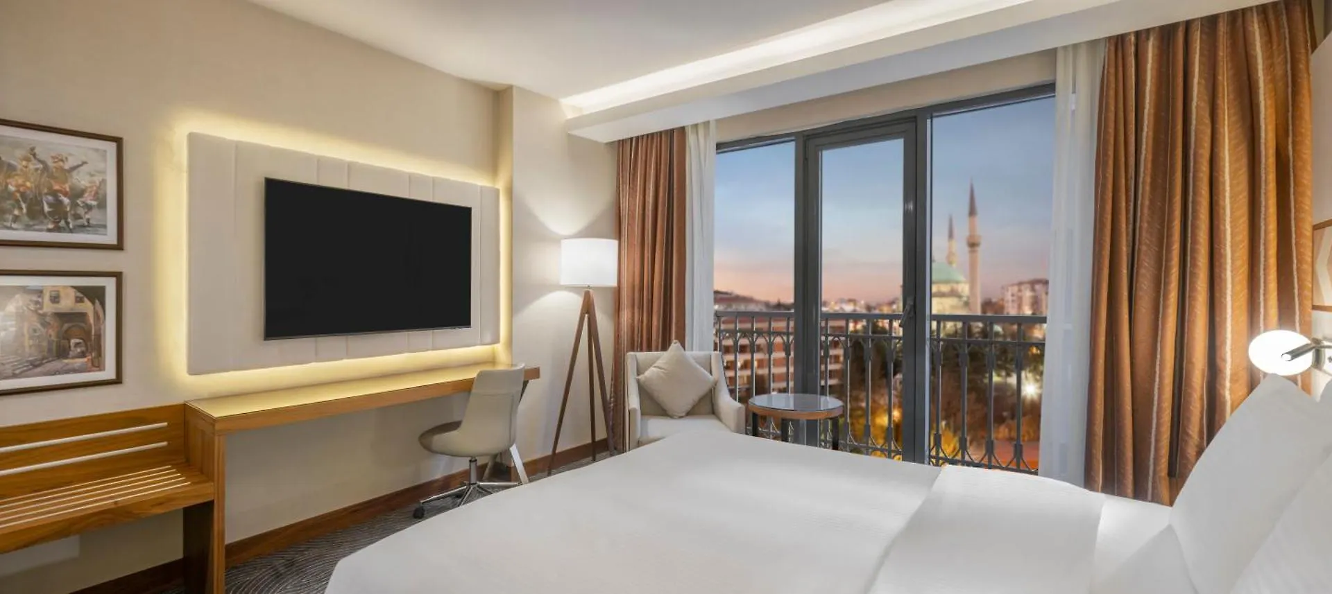 Mercure Ankara Kizilay 4*,